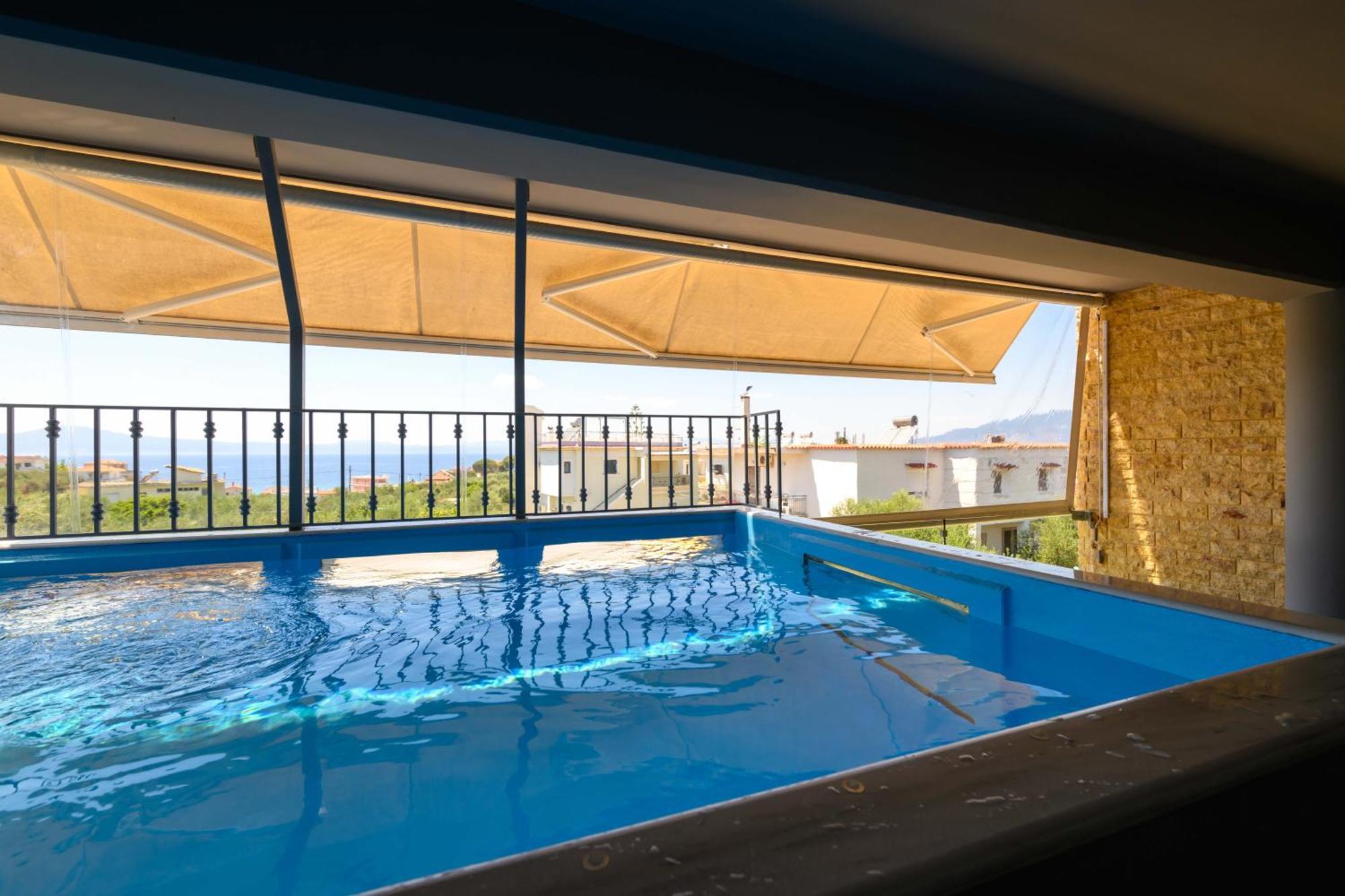 Grand Suites With Private Pools Kalamáta Buitenkant foto